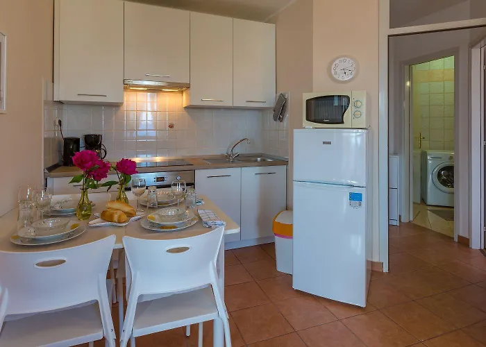 Romantisches Nur 500 Meter Zum Sandstrand Mit Meerblick, Klima, Wifi Appartement *